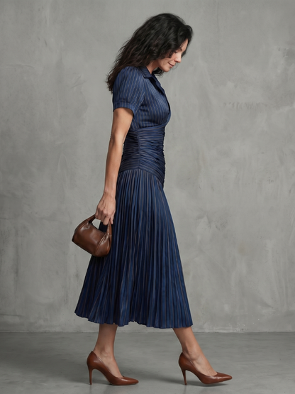 Théodora | Robe Midi Rayée à Taille Plissée